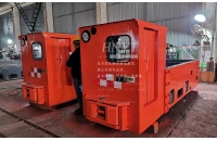 12吨湘潭锂电池电机车发往金属矿